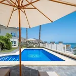 Pirita Oceanfront & Terrace Appartement