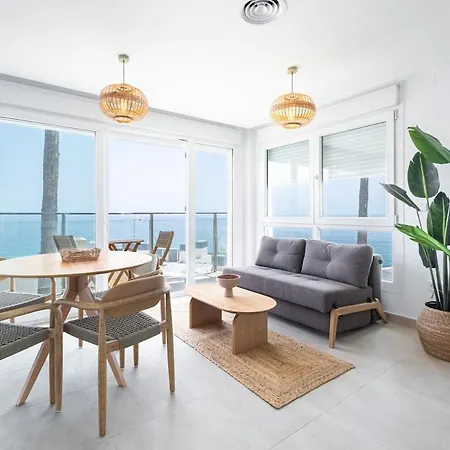 Pirita Oceanfront & Terrace Appartement